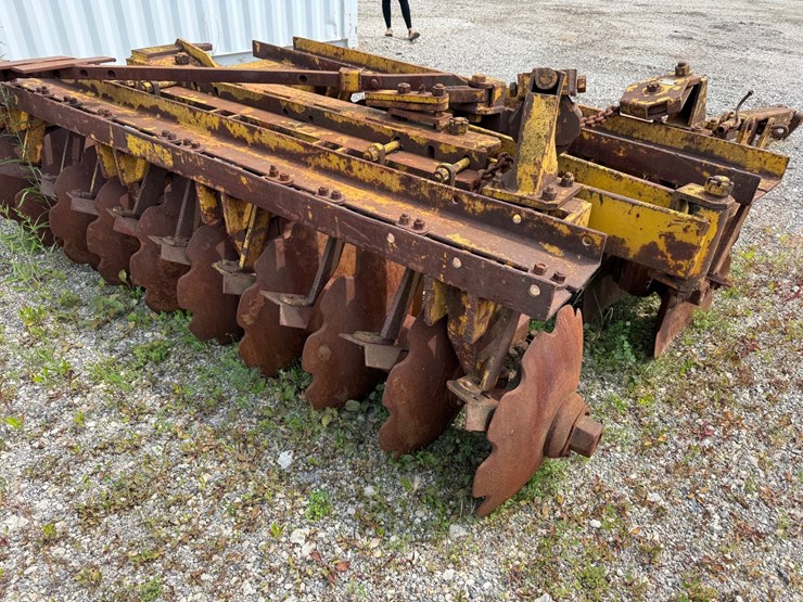 #1440-•-10'-disc-plow-image-23