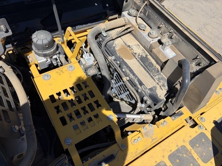 2023-komatsu-pc170lc-11-image-34