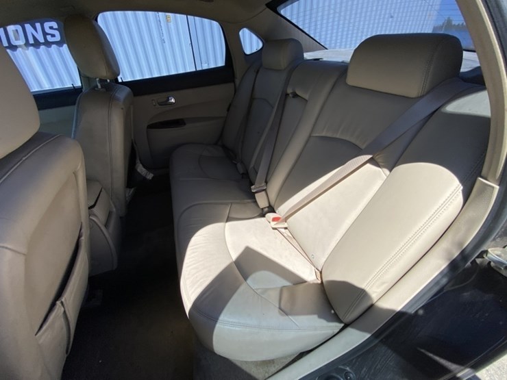 2008-buick-lacrosse-cxl-sedan-image-25