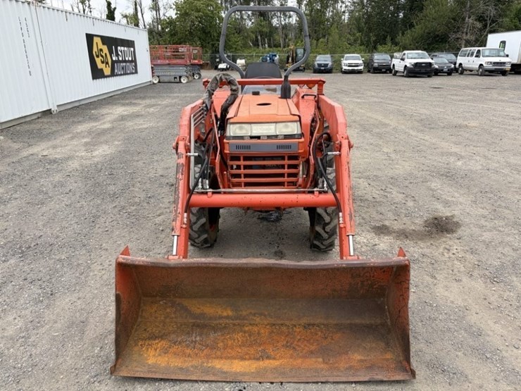 1998-kubota-l2500-image-8