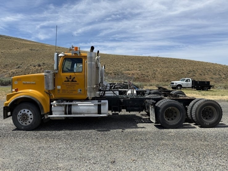 2018-western-star-4900-image-7