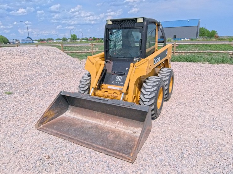 2007-john-deere-320-image-34