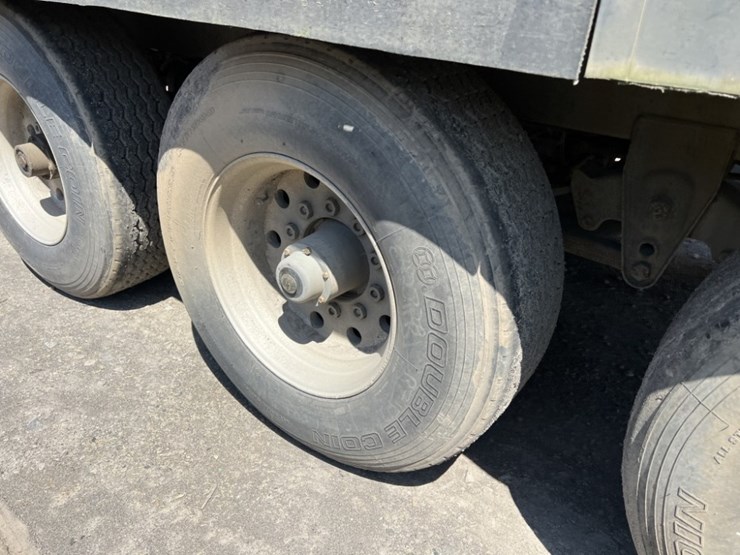 1996-pioneer-quad-axle-pup-trailer-image-20