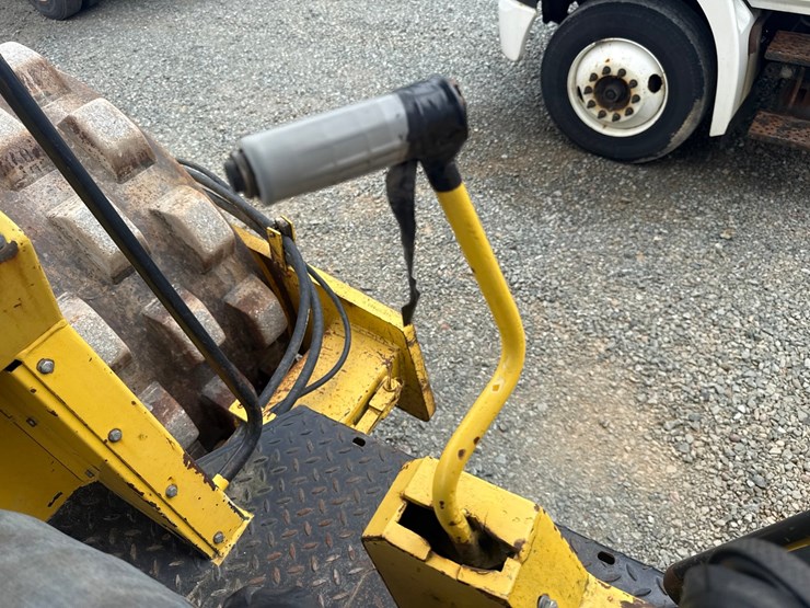 bomag-bw213pd-image-49