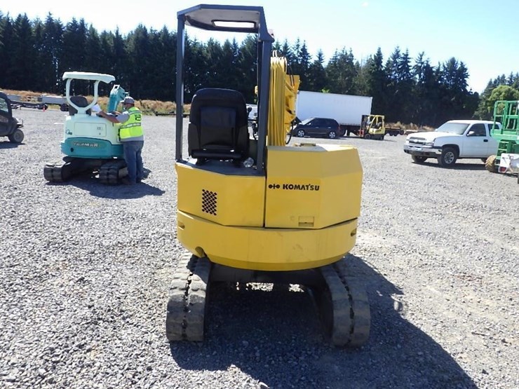 komatsu-pc28uu-image-6
