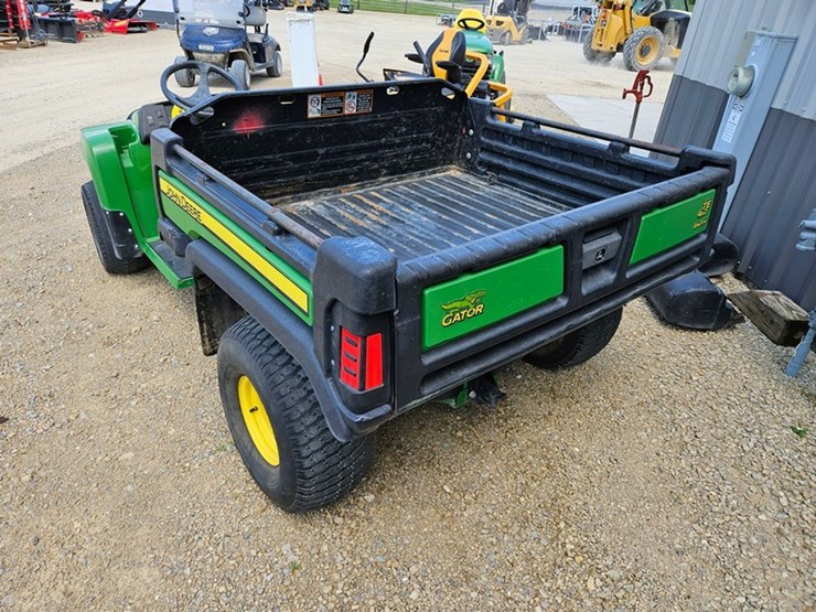 2020-john-deere-2020-image-3