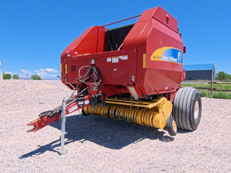2011-new-holland-br7090-image-9