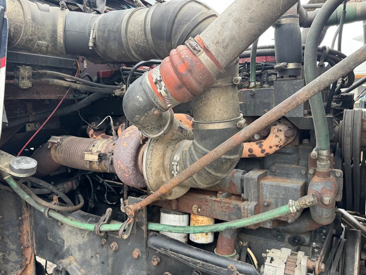 kenworth-w900l-image-38