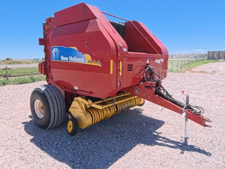 2011-new-holland-br7090-image-7