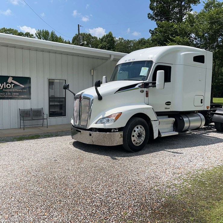 2022 KENWORTH T680
