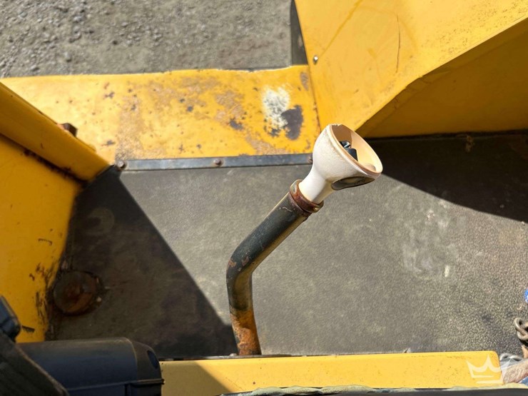 2010-sellick-s-100-10,000lb-rough-terrain-diesel-forklift-image-15