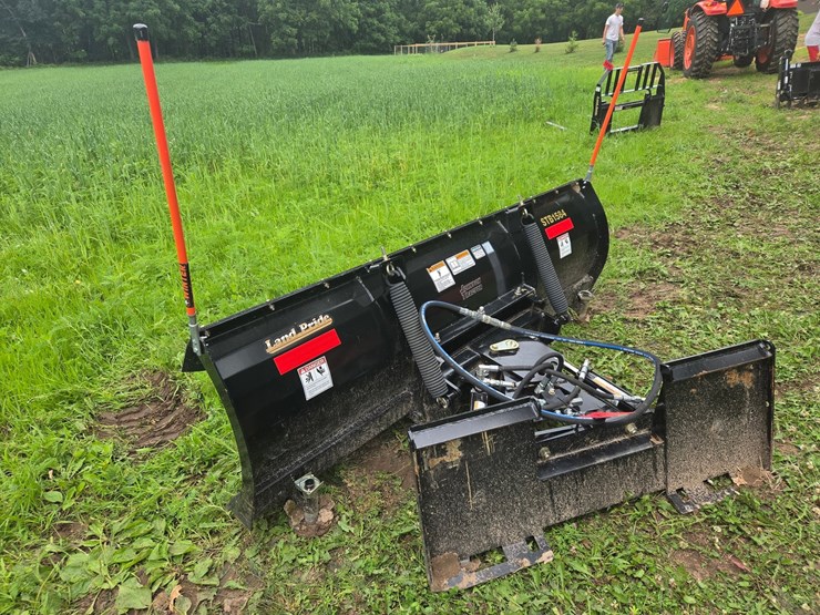 #2429-•-approx.-84"-land-pride-stb1584-plow-attachment-image-2