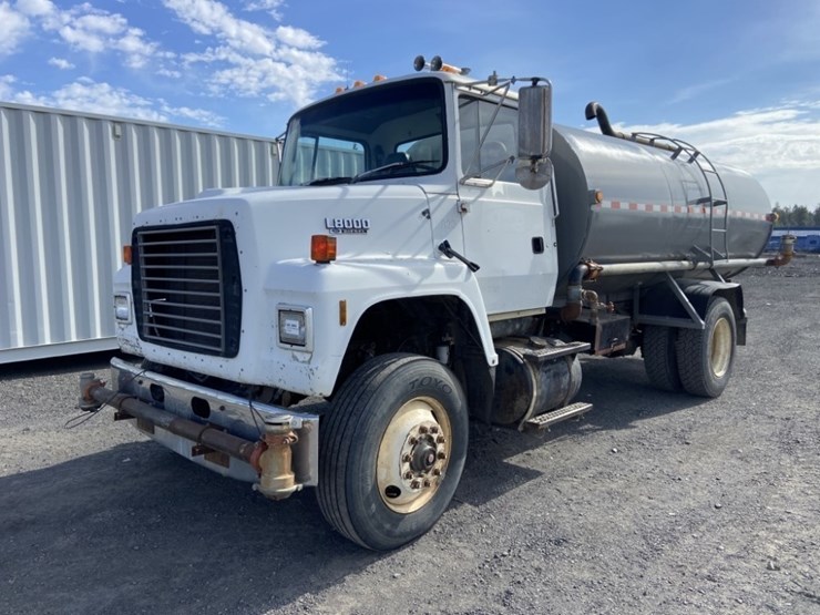 1994-ford-l8000-image-1