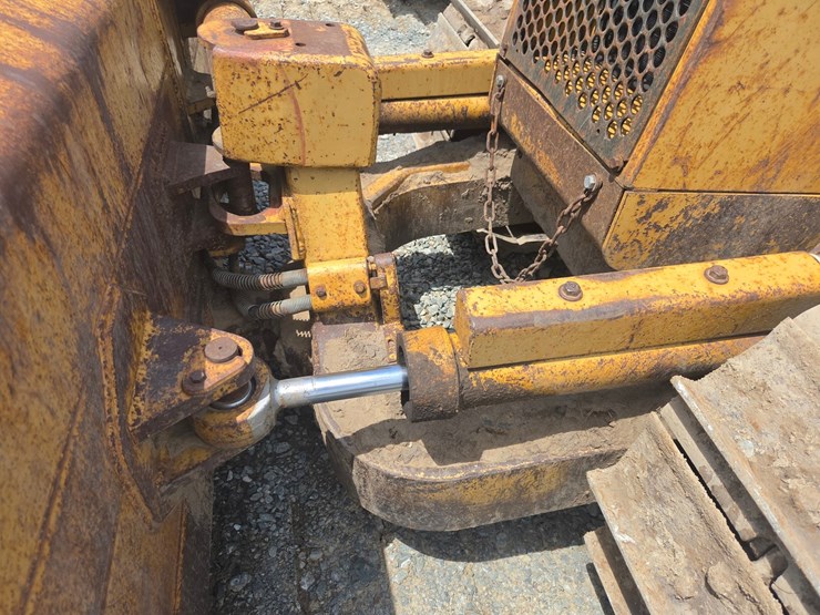 caterpillar-d5c-image-15