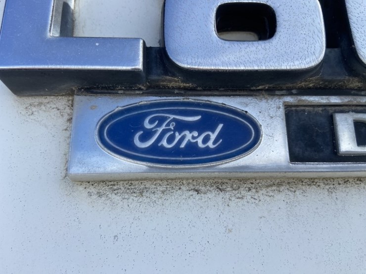 1994-ford-l8000-image-9