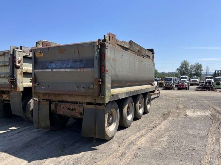 1996-pioneer-quad-axle-pup-trailer-image-3