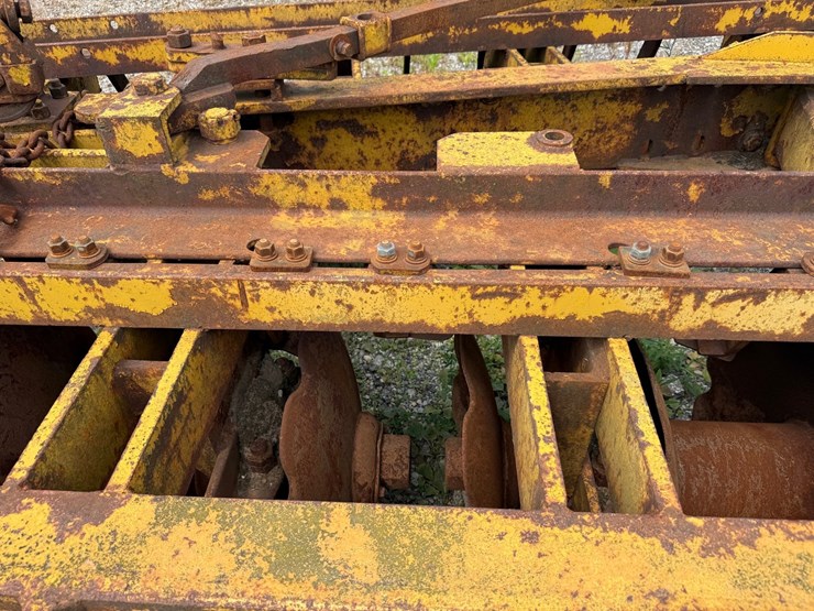 #1440-•-10'-disc-plow-image-16