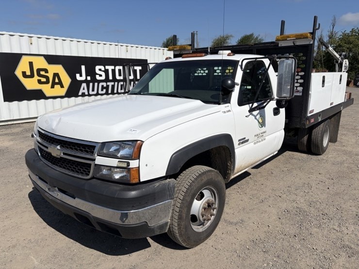 2007-chevrolet-silverado-3500-image-1