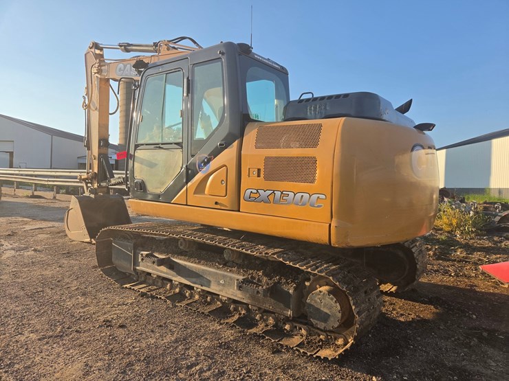 case-cx130c-image-3