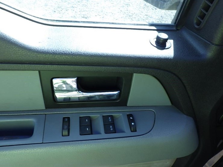 2012-ford-f150-image-23