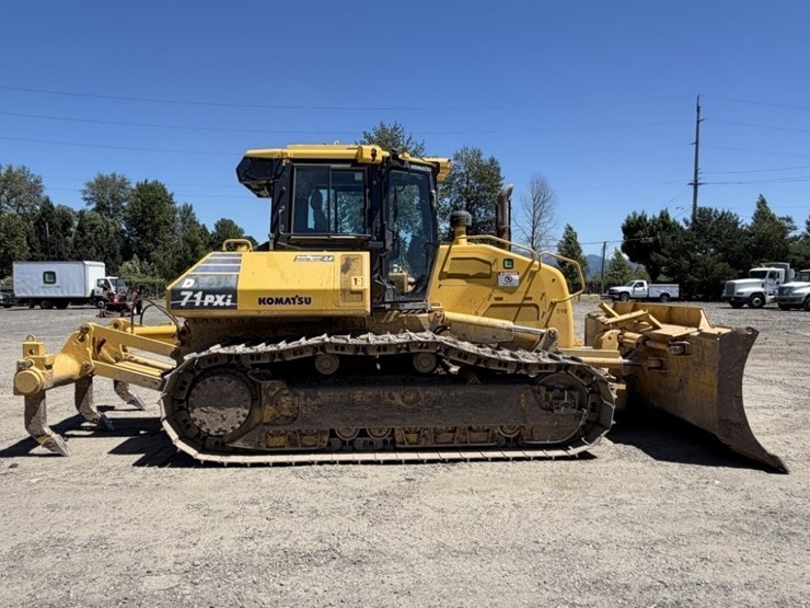 2022-komatsu-d71pxi-24-image-3
