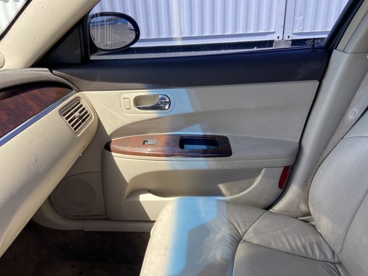 2008-buick-lacrosse-cxl-sedan-image-15