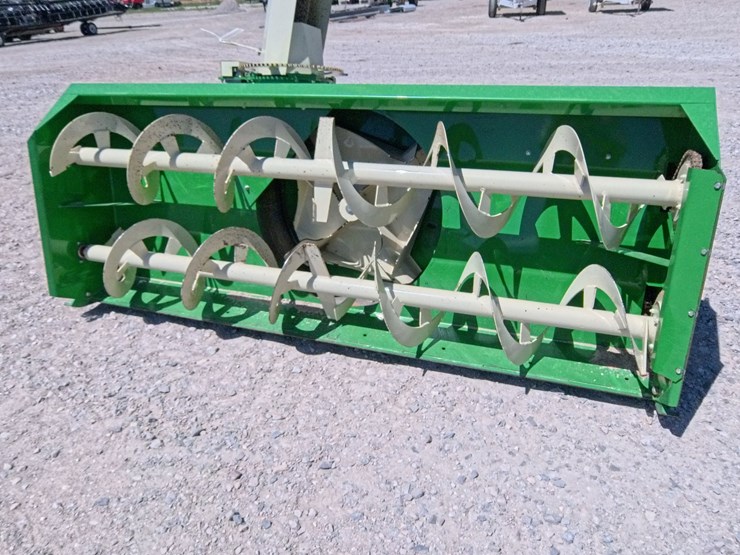 #1093-•-farm-king-960-snow-blower-image-12