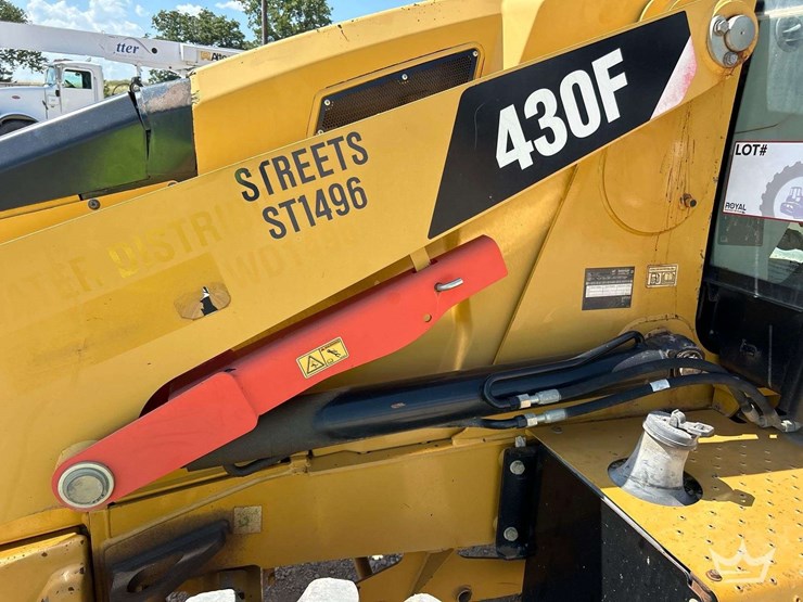 2014-caterpillar-430f-image-23