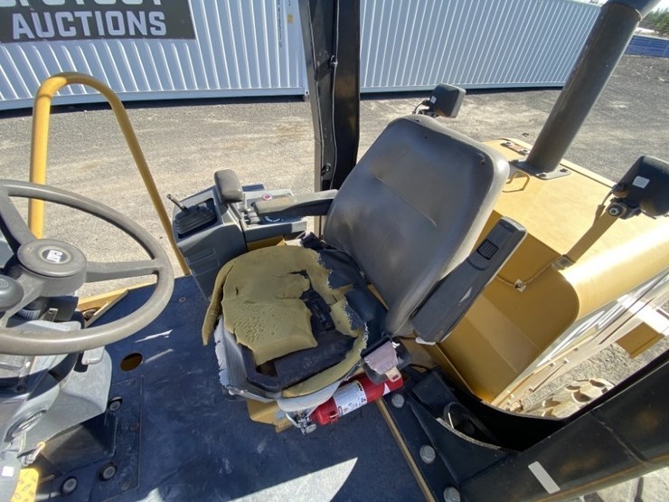 2008-caterpillar-cs54-image-14