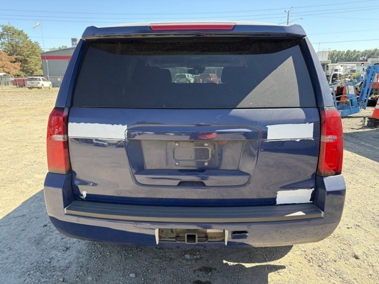 2018-chevrolet-tahoe-image-5