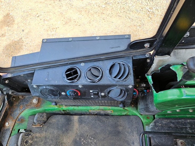 john-deere-1445-image-27