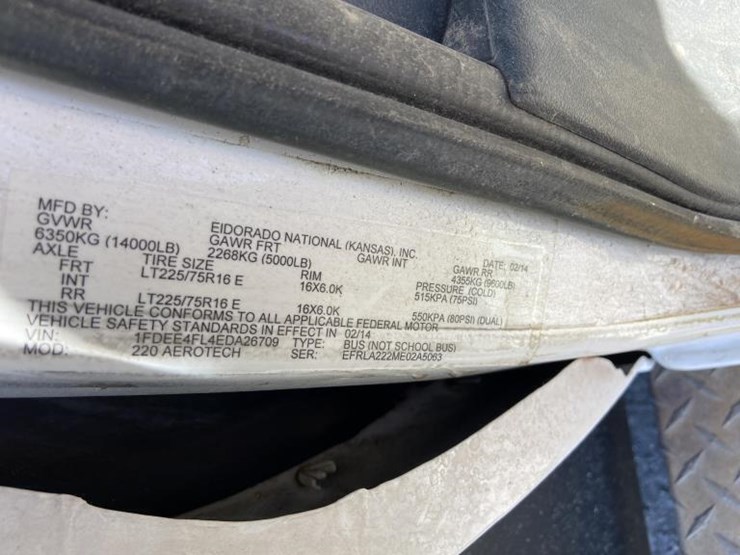 2014-ford-e450-sd-image-11