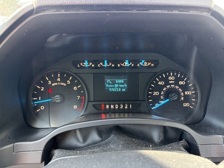 2017-ford-f150-xl-image-24