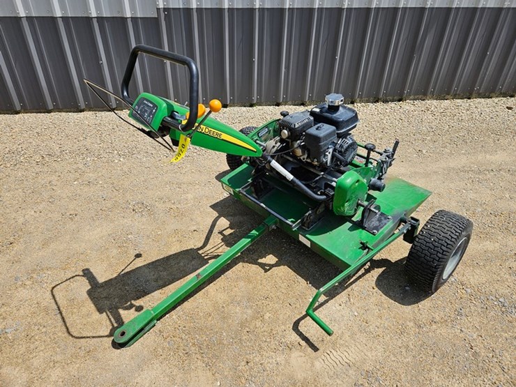 john-deere-220-image-1