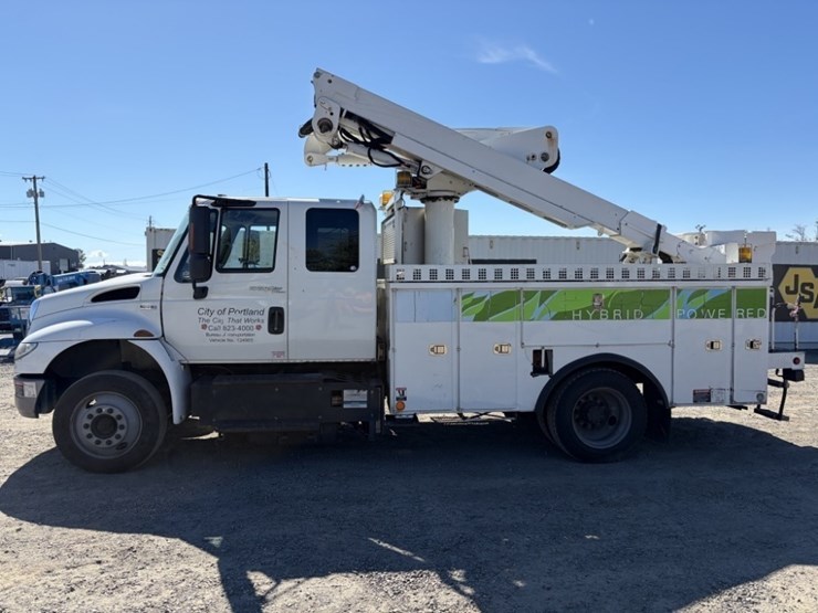 2013-international-durastar-4300-image-7