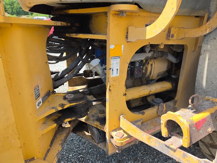 deere-744j-image-31