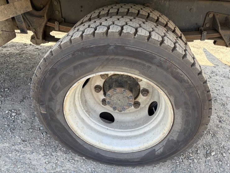 2007-international-durastar-4300-image-15