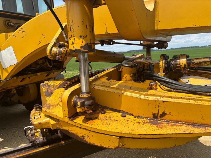 #2249-•-cmi-auto-grader-65-motor-grader-image-12
