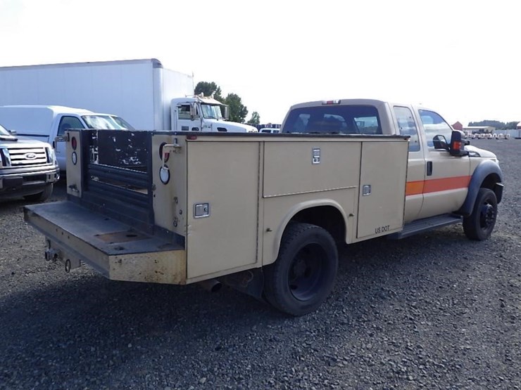 2012-ford-f550-image-5