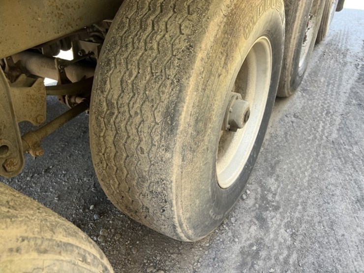 1996-pioneer-quad-axle-pup-trailer-image-11