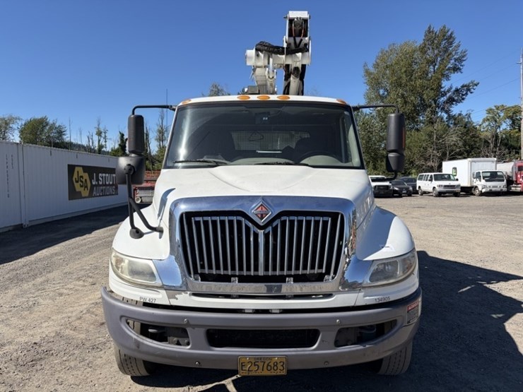 2013-international-durastar-4300-image-8
