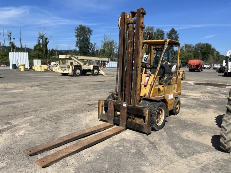 1997-caterpillar-v60b-forklift-image-1