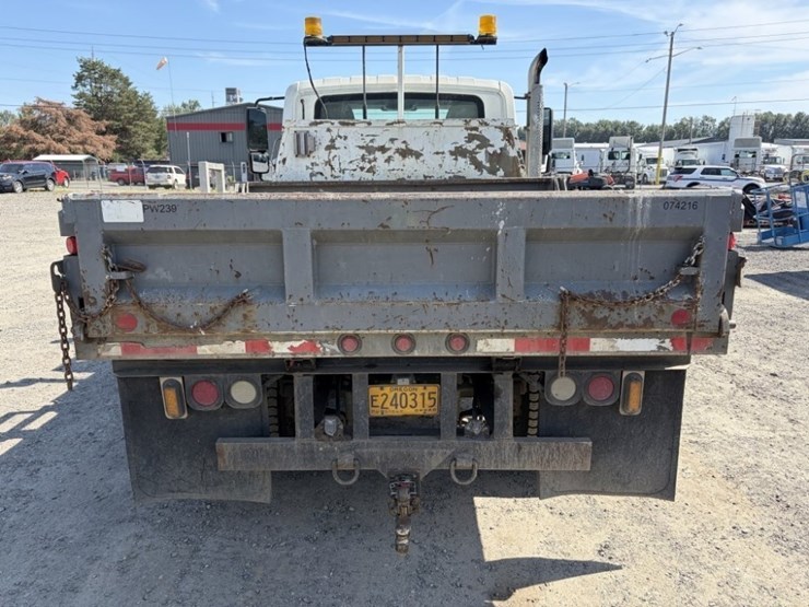 2007-international-durastar-4300-image-5