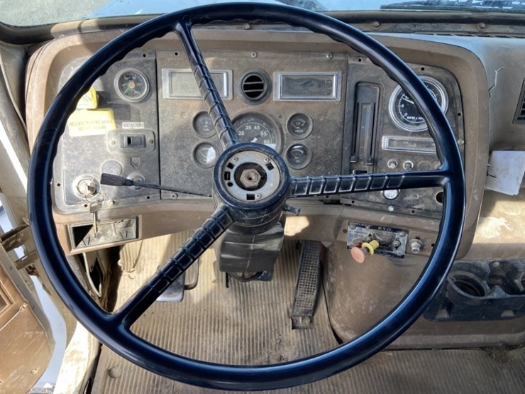 1994-ford-l8000-image-19