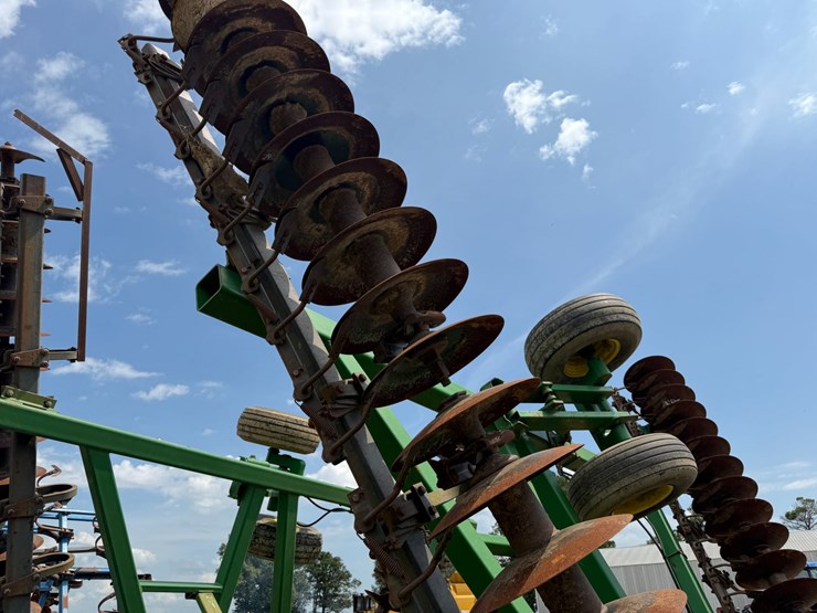 john-deere-37-image-18