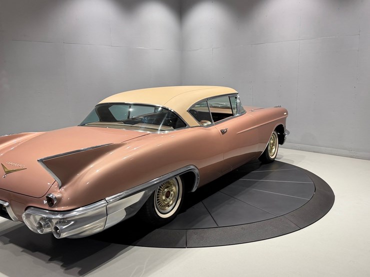 #1513-•-1957-cadillac-eldorado-image-8