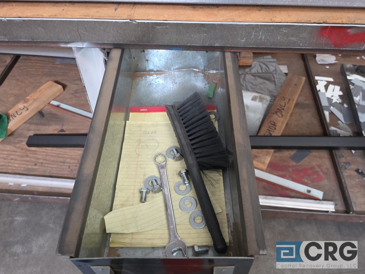 heavy-duty-portable-workshop-table-image-3