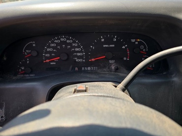 2004-ford-f350-image-28
