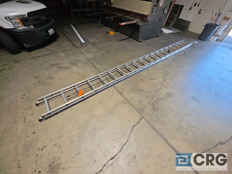 aluminum-extension-ladders-image-1