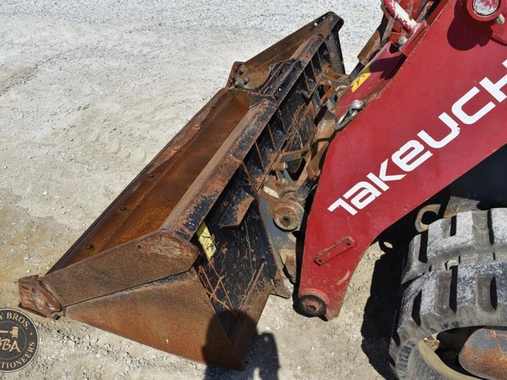 takeuchi-tl10v2-image-41